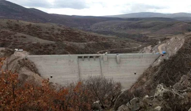 Tarım ve Orman Bakanı Yumaklı, Kızlaryolu Barajı’nda incelemelerde bulundu