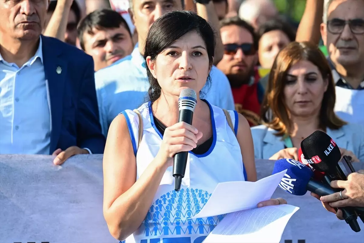 Narin Güran İçin Protesto