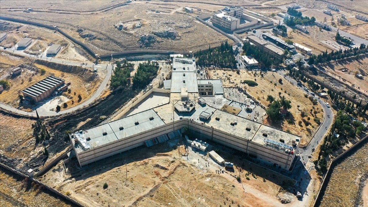 AFAD, Sednaya Hapishanesi’nde yaşam izi arayacak