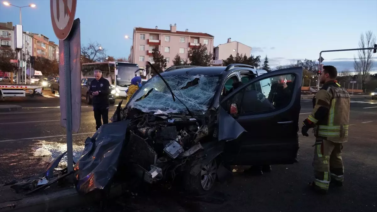 Polatlı’da Trafik Kazası: 9 Yaralı